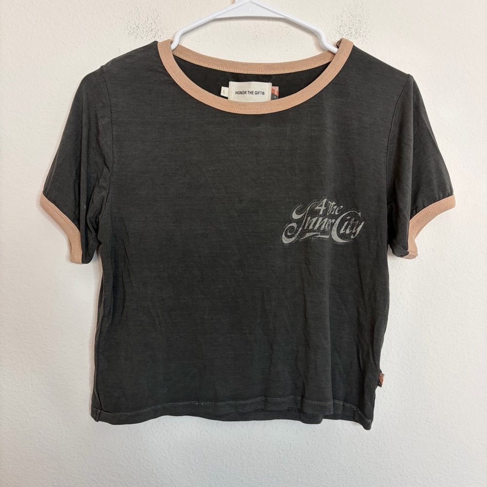 Honor the Gift Women’s Inner City Gray Ringer Tee